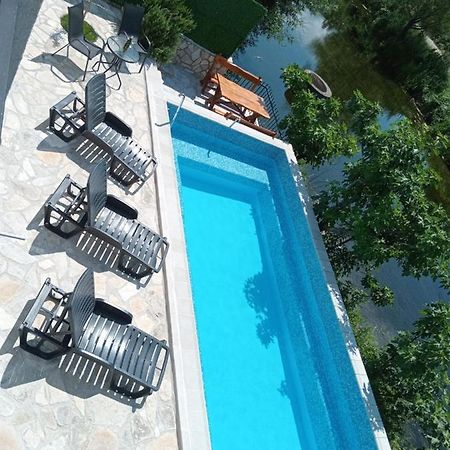 Vinarija "Delmo" Apartments Требинье Экстерьер фото