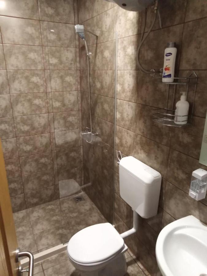 Vinarija "Delmo" Apartments Требинье Экстерьер фото